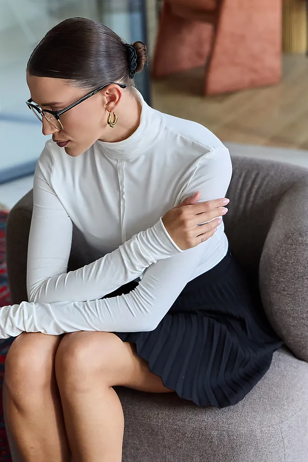 Водолазка облегающая с необработанными швами НАТАЛИ, молочный - фото 2