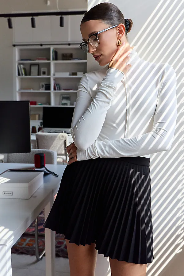 Водолазка облегающая с необработанными швами НАТАЛИ, молочный - фото 2