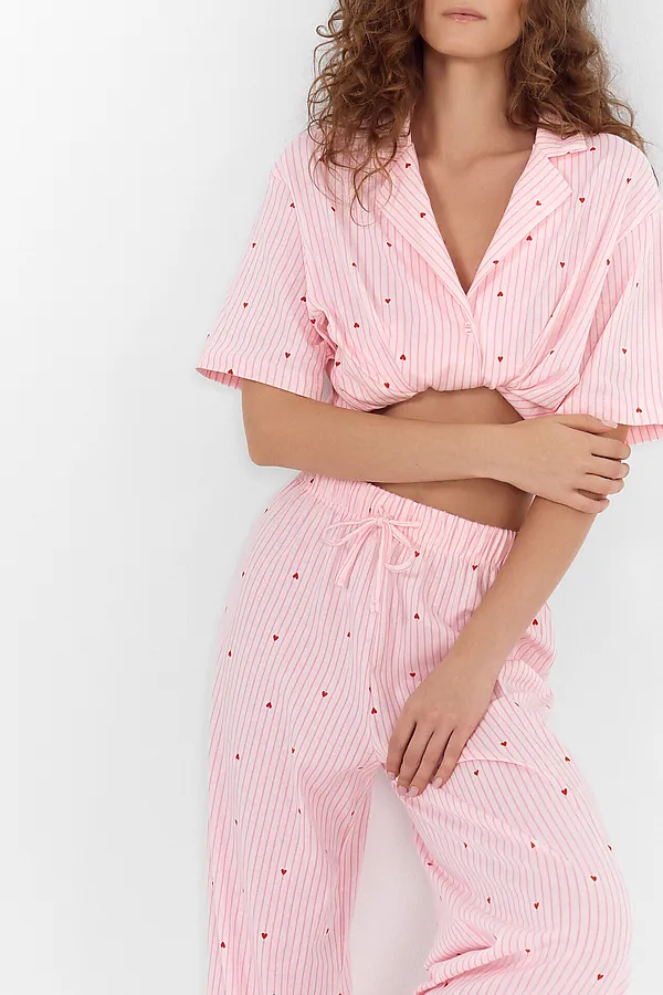 Комплект женский (рубашка, брюки) MARK FORMELLE, красные сердечки на розовой полоске - фото 2