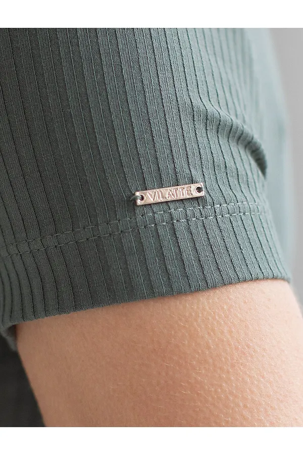 Платье из трикотажа в широкий рубчик VILATTE, т.оливковый - фото 2