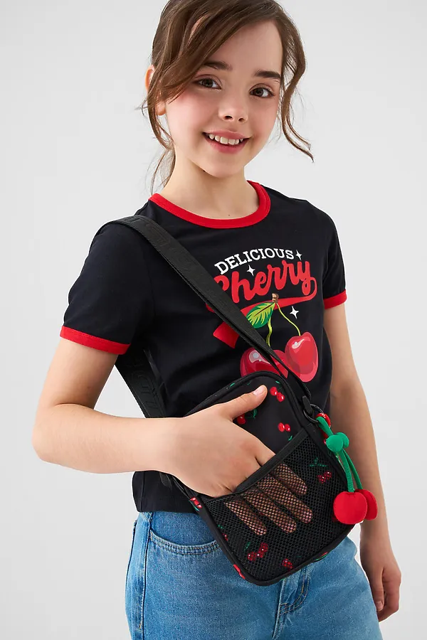 Сумка с брелоком для девочек PLAYTODAY, черный,красный - фото 2