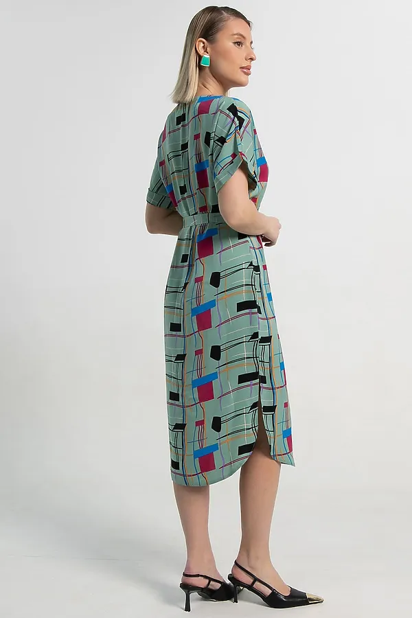 Платье Геометрия стиля LADY TAIGA, зеленое - фото 2