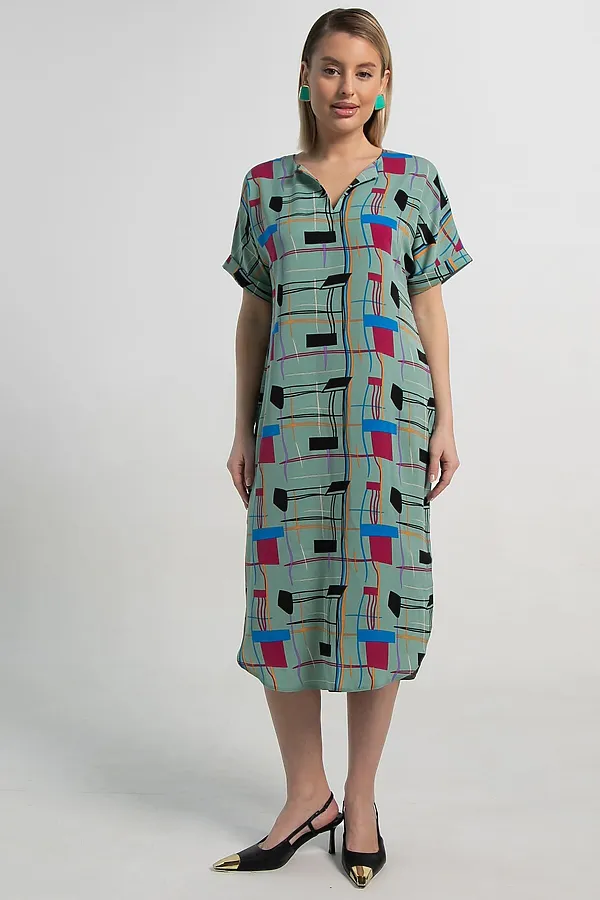 Платье Геометрия стиля LADY TAIGA, зеленое - фото 2