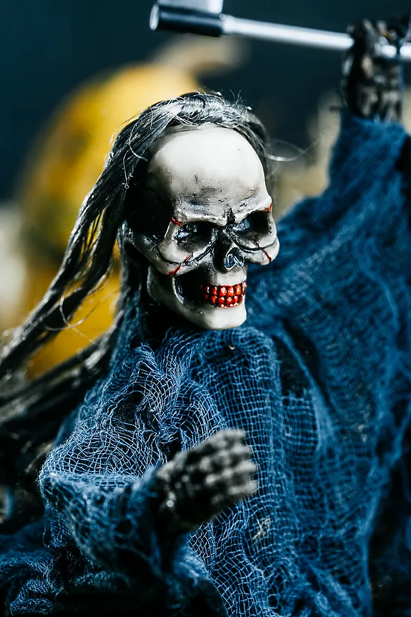 Статуэтка "Смерть с косой" LA MASCARADE, черный, серый, темно-синий - фото 2