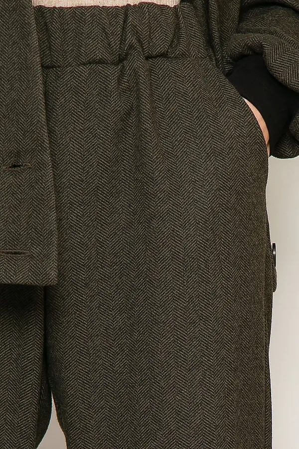 Костюм (Жакет+Брюки) LADY TAIGA, тёмный хаки - фото 2