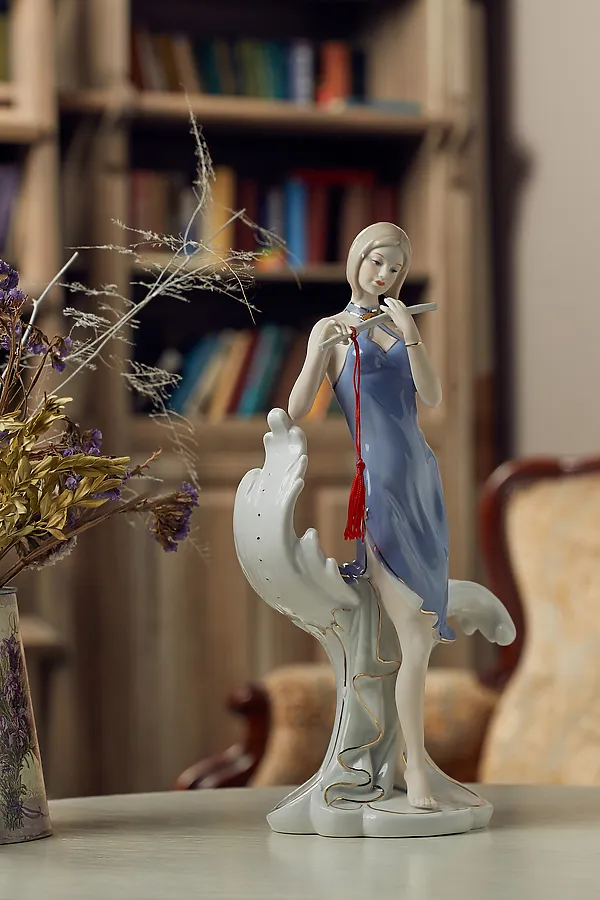 Статуэтка керамическая статуэтка девушки декоративная статуэтка с глазурью "Голубая лагуна" Nothing But Love, кремовый, мятный, светло-синий - фото 2