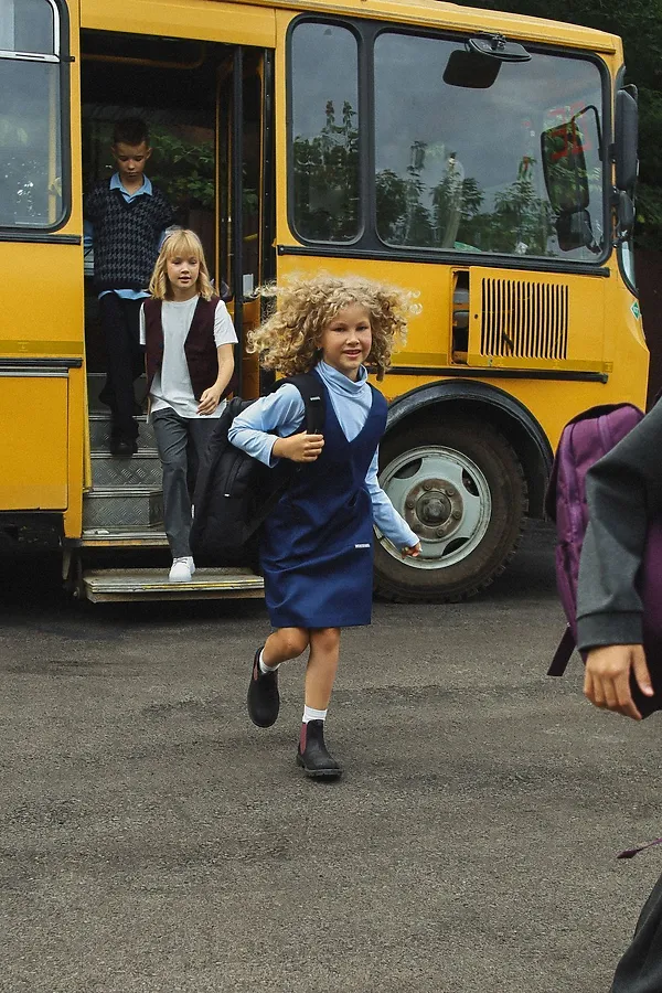 Сарафан Школа синий MINIDINO, синий - фото 2