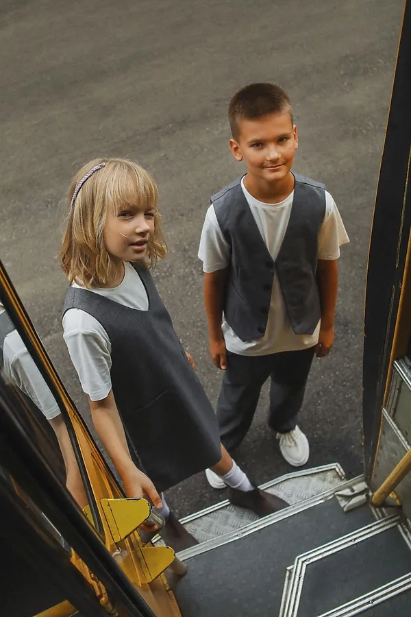 Сарафан Школа серая клетка MINIDINO, серая клетка - фото 2