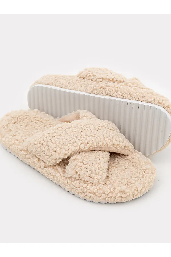 Домашние тапочки MARK FORMELLE, молочный - фото 2