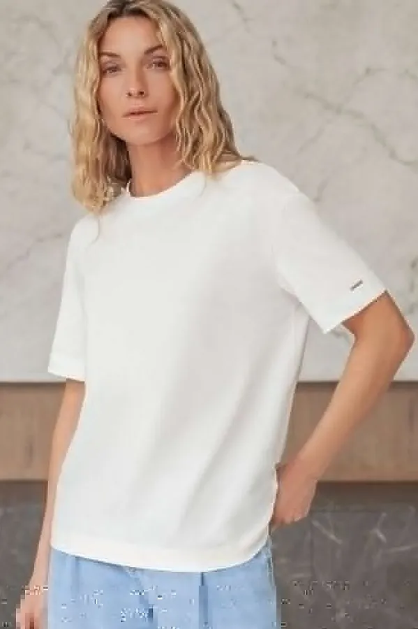 Футболка свободная из премиального хлопка с эластаном VILATTE, молочный - фото 1