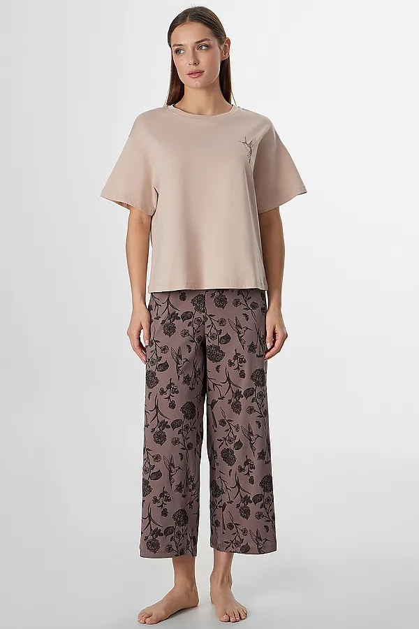 Комплект женский (джемпер, бриджи) MARK FORMELLE, холодный бежевый +цветы на коричневом - фото 1