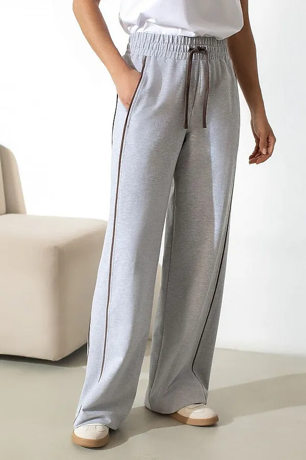 Брюки с лампасами и разрезами из эластичного футера двухнитки без начеса VILATTE, св.серый меланж - фото 1