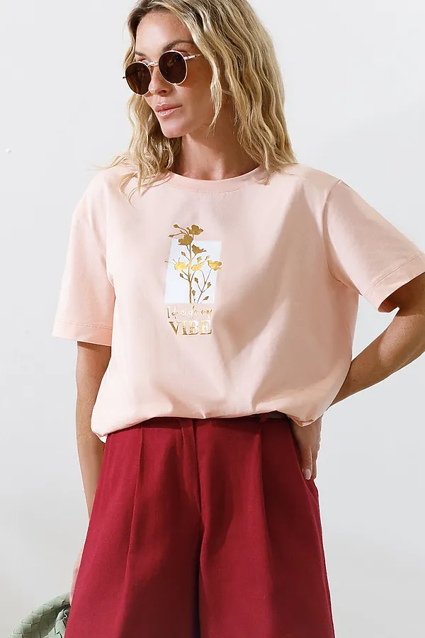 Свободная футболка с принтом из премиального хлопка с эластаном VILATTE, пудра_vibe - фото 1