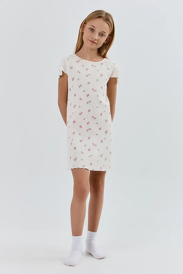 Сорочка ночная для девочек MARK FORMELLE, цветы на молочном1 - фото 1