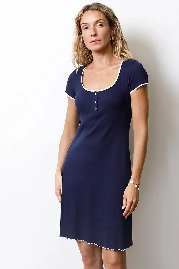 Платье мини с фигурным вырезом из эластичного трикотажа кашкорсе VILATTE, т.синий - фото 1