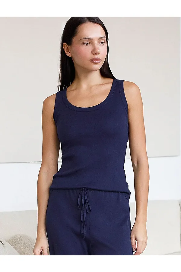 Топ с круглым вырезом из фактурного трикотажа в рубчик VILATTE, т.синий - фото 1