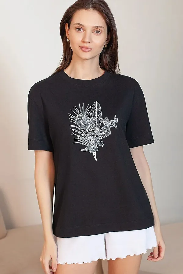 Футболка с принтом свободная из премиального 100% хлопка VILATTE, черный_тропики - фото 1