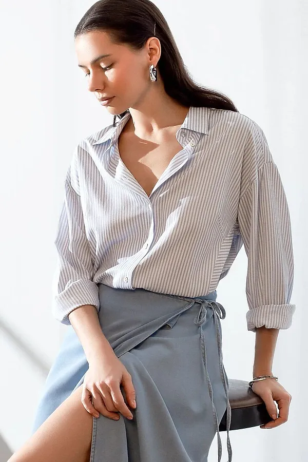 Блузка свободного силуэта в тонкую полоску из эластичного хлопка VILATTE, белый-голубой - фото 1