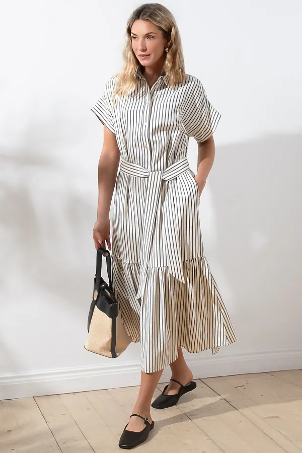 Платье в полоску А-силуэта с поясом из легкого хлопкового поплина VILATTE, молочный-синий - фото 1