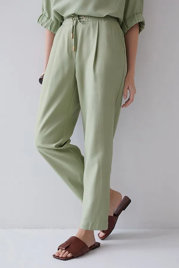 Брюки бананы с поясом на резинке из плотного лиоцелла VILATTE, зеленый чай - фото 1