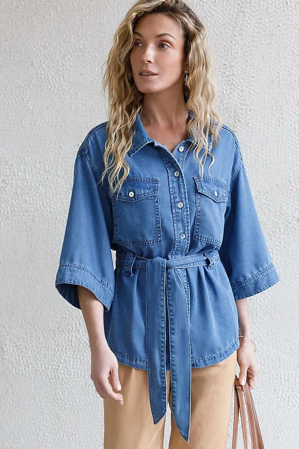 Удлиненная блузка с поясом и карманами из джинсового лиоцелла VILATTE, светло-синий - фото 1