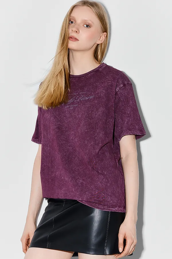 Футболка женская MARK FORMELLE, винный acid wash +печать - фото 1
